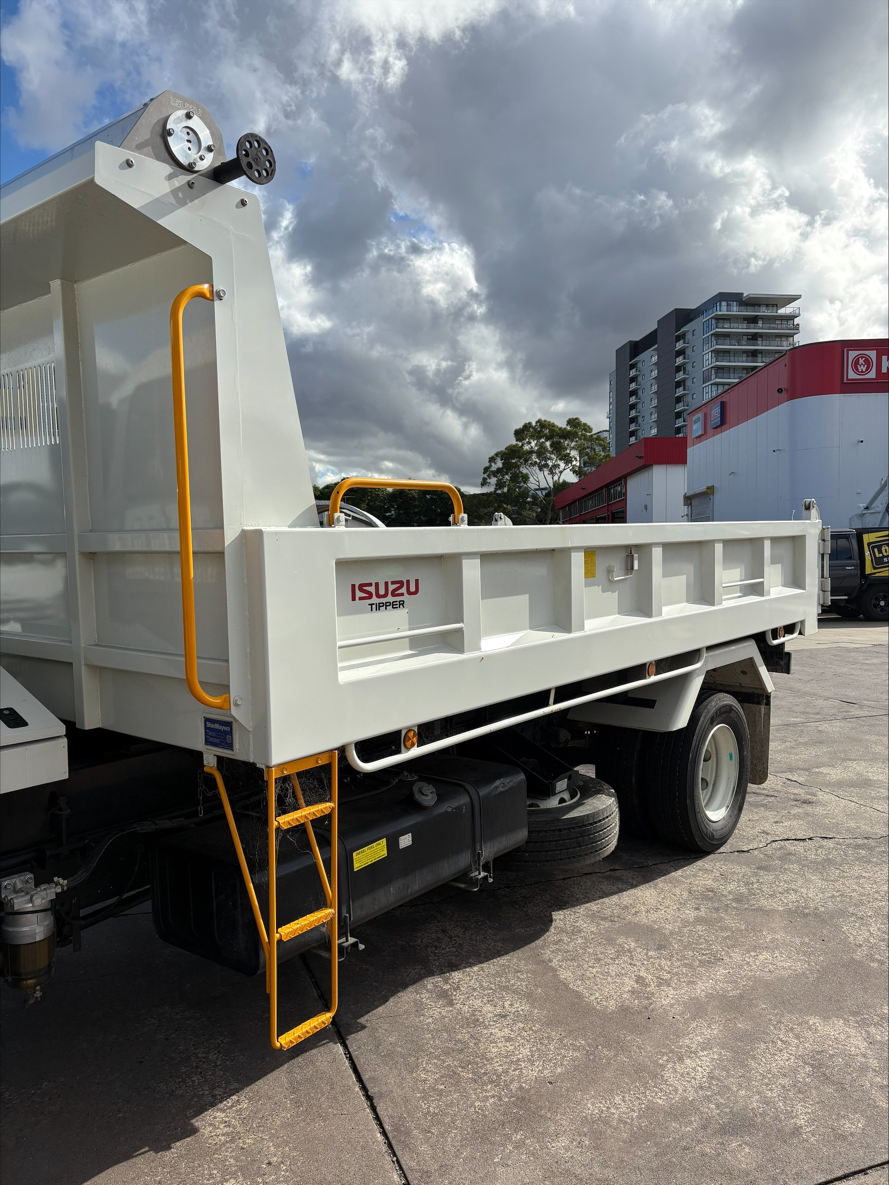 2022 ISUZU FSR F MY18 140/120-260 6 SP MANUAL TIPPER