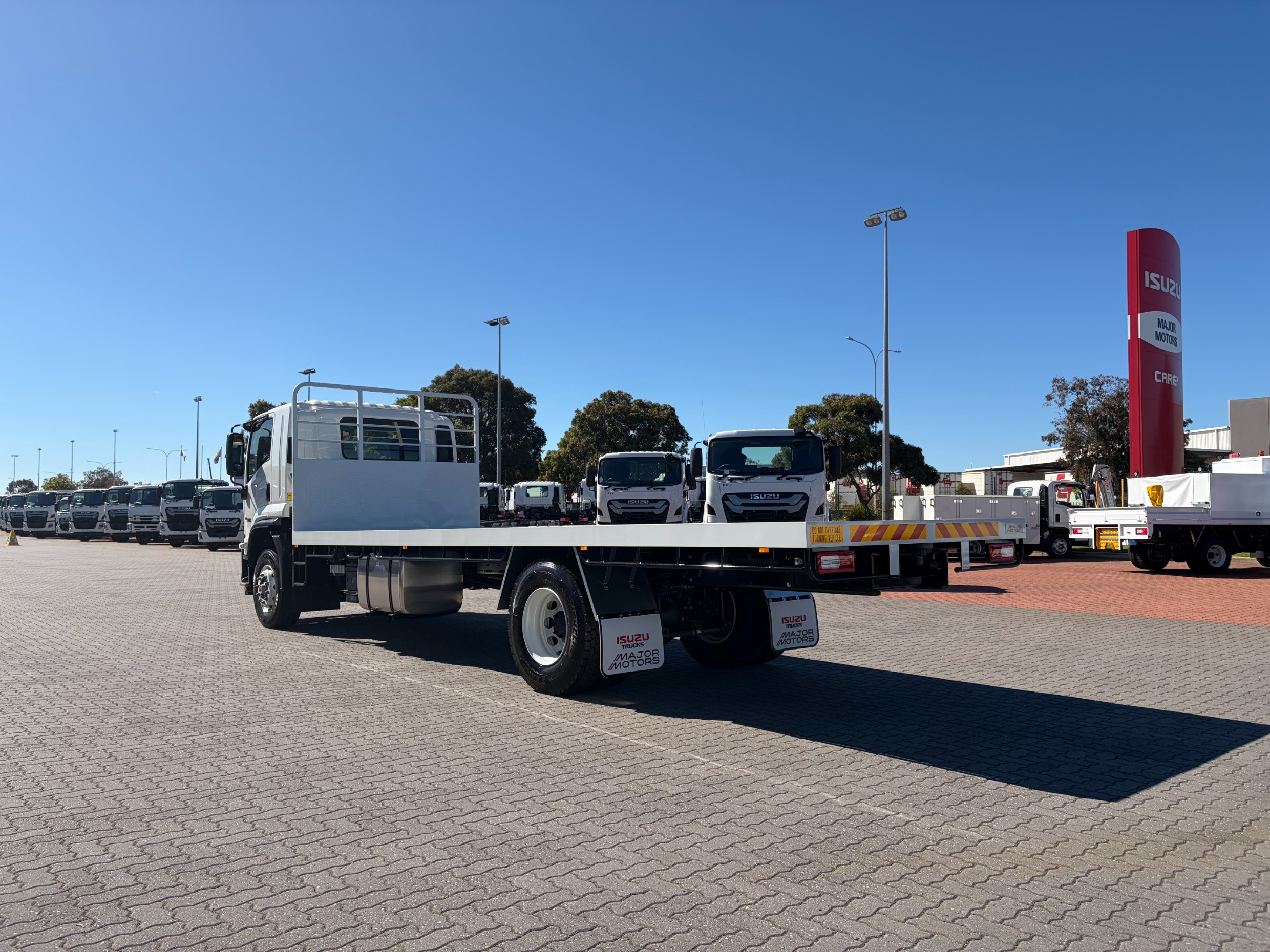 2026 ISUZU FVR 170-300 AT R60 6 SP AUTOMATIC TRAY