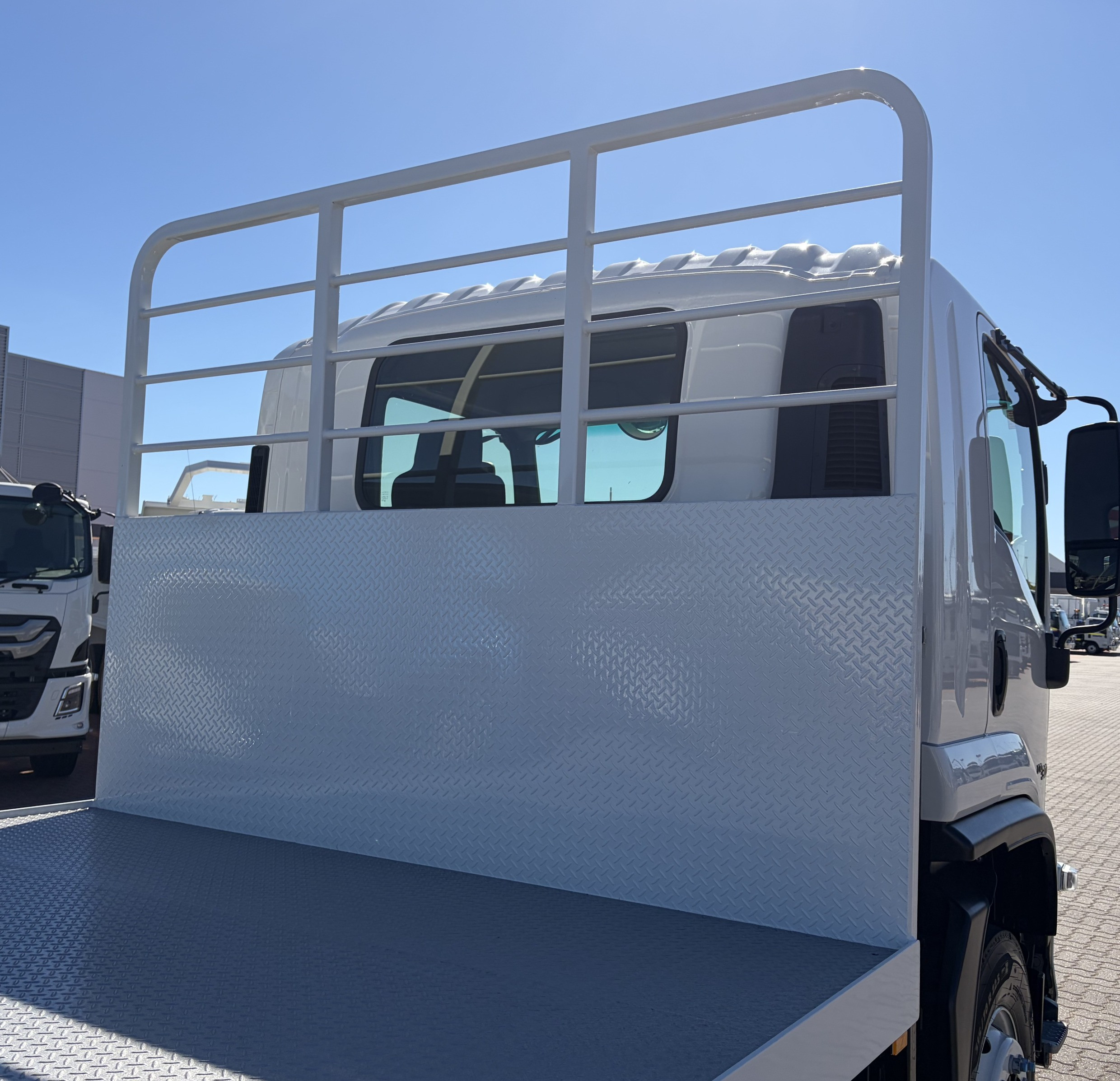 2026 ISUZU FVR 170-300 AT R60 6 SP AUTOMATIC TRAY