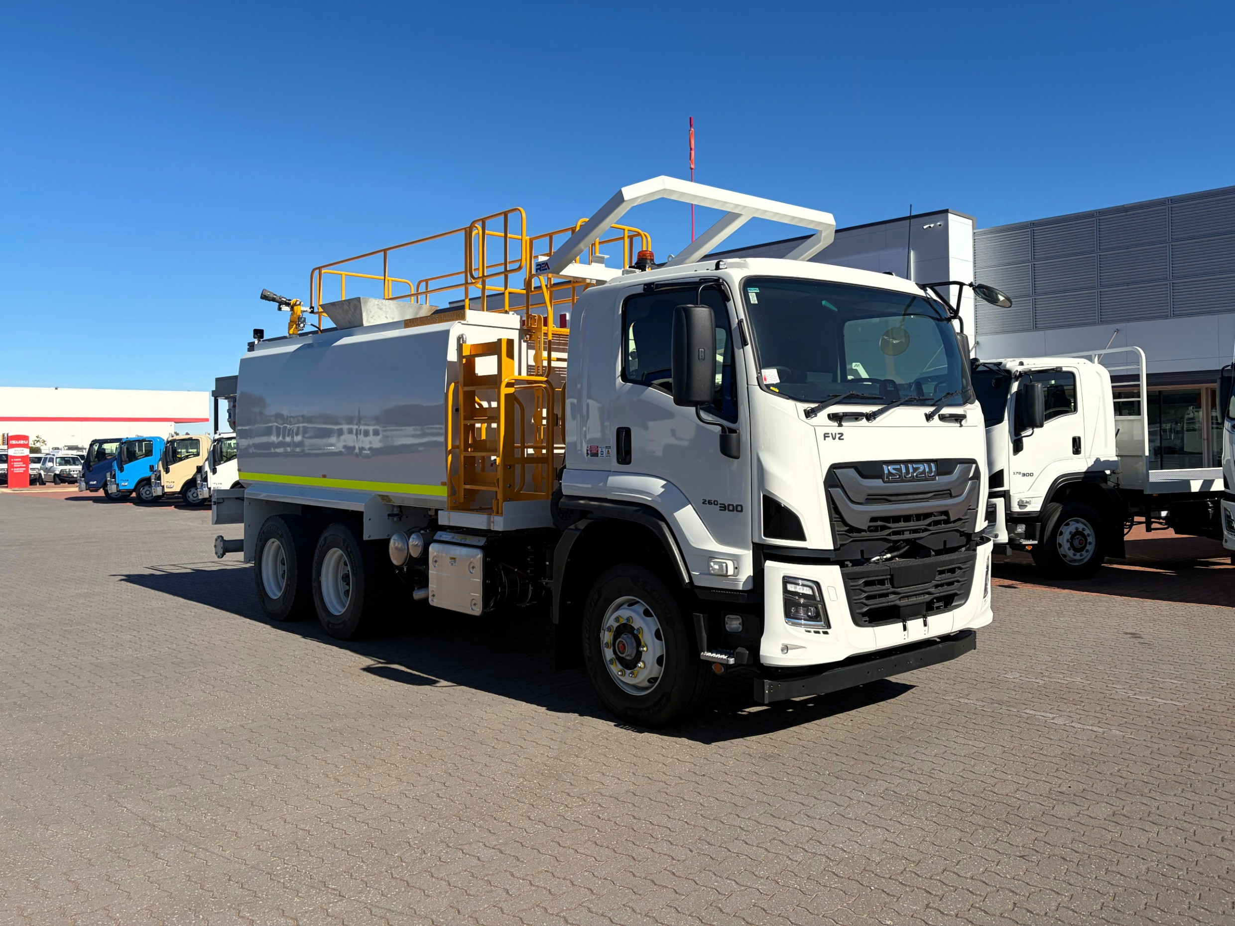 2026 ISUZU FVZ 260-300 AT R46 6 SP AUTOMATIC WATER TRUCK