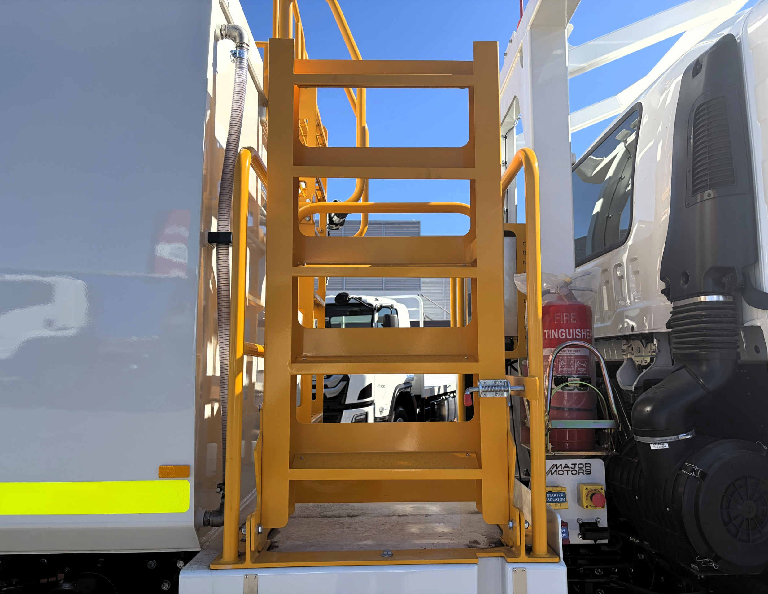 2026 ISUZU FVZ 260-300 AT R46 6 SP AUTOMATIC WATER TRUCK