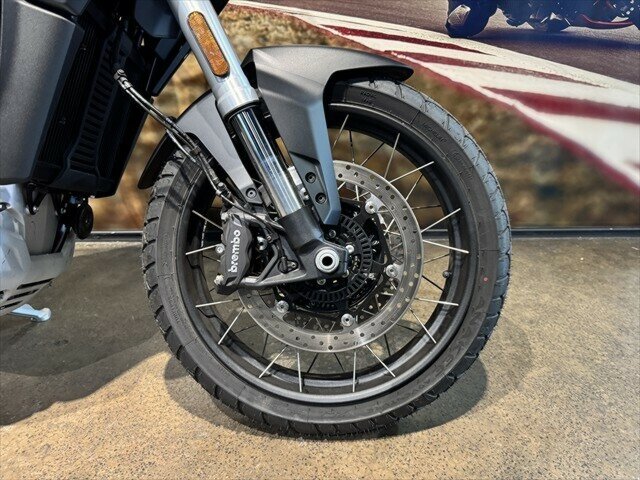 2024 MOTO GUZZI V100 STELVIO ARAS ROAD