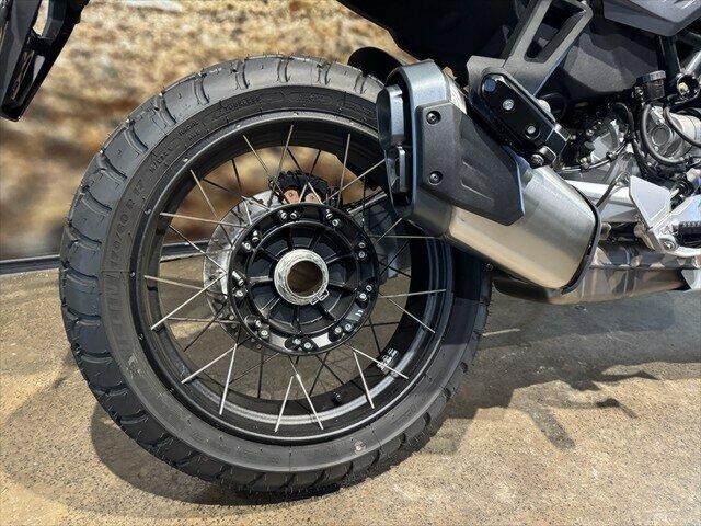 2024 MOTO GUZZI V100 STELVIO ARAS ROAD