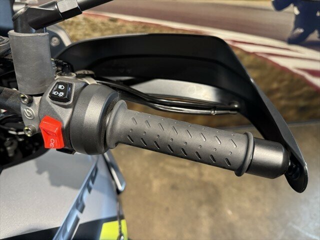 2024 MOTO GUZZI V100 STELVIO ARAS ROAD