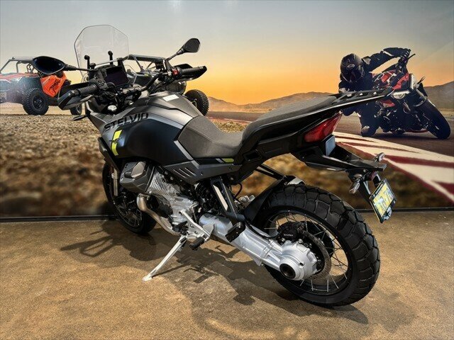 2024 MOTO GUZZI V100 STELVIO ARAS ROAD