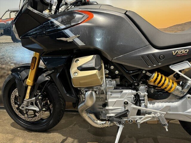 2024 MOTO GUZZI V100 MANDELLO S ROAD