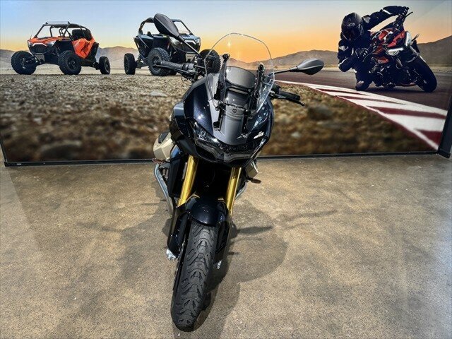 2024 MOTO GUZZI V100 MANDELLO S ROAD
