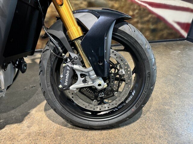 2024 MOTO GUZZI V100 MANDELLO S ROAD