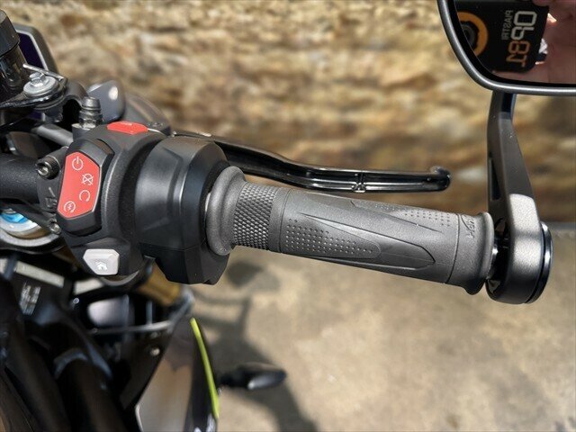 2025 TRIUMPH SPEED TRIPLE 1200 RS ROAD