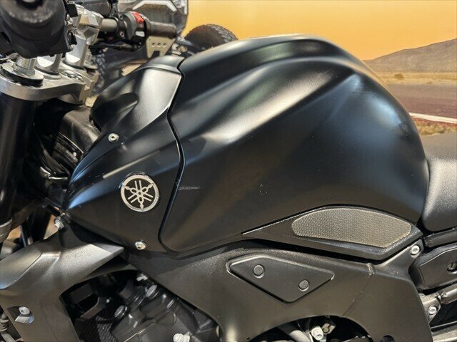 2010 YAMAHA FZ1N ROAD