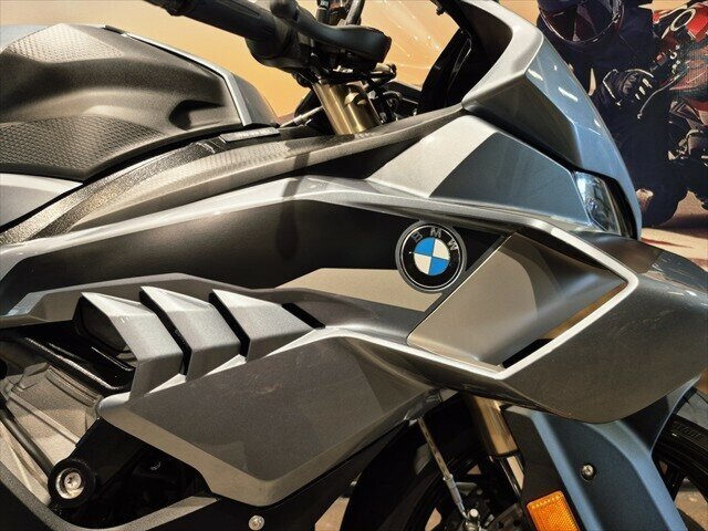 2025 BMW M 1000 RR SPORTS
