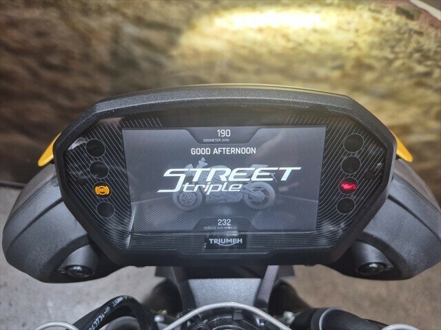 2025 TRIUMPH STREET TRIPLE RS ROAD