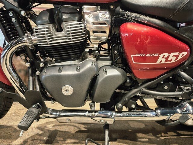 2025 ROYAL ENFIELD SUPER METEOR 650 ROAD