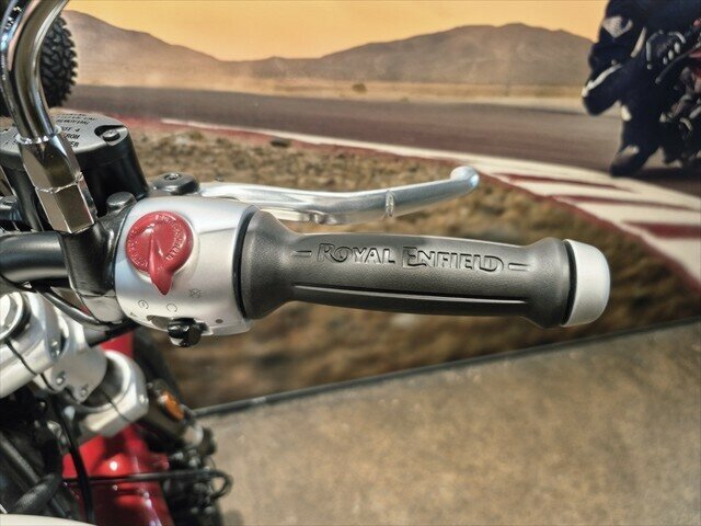 2025 ROYAL ENFIELD SUPER METEOR 650 ROAD