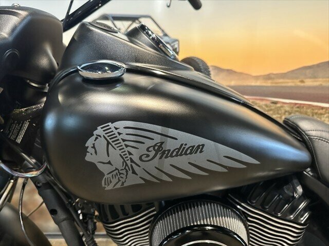2018 INDIAN CHIEF DARK HORSE CRUISER