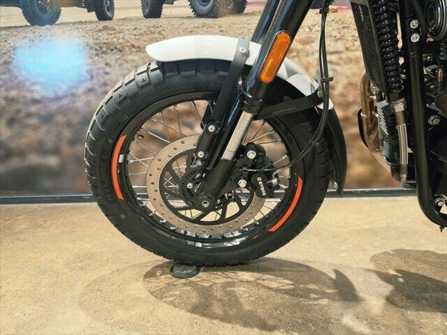 2025 ROYAL ENFIELD BEAR 650 ROAD