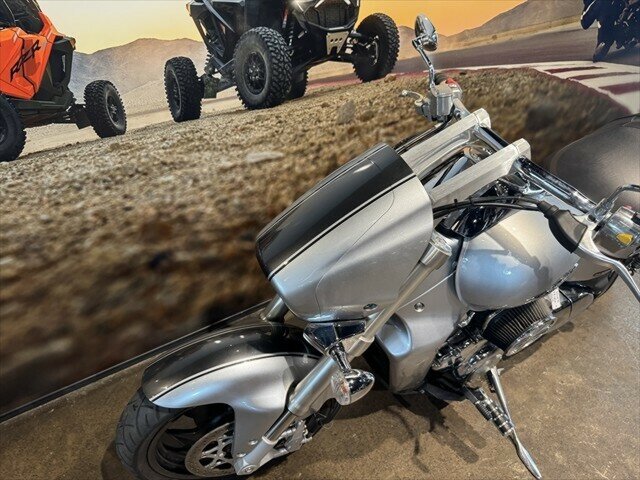 2013 SUZUKI VZR 1800 BOULEVARD (M109R) CRUISER
