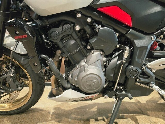 2025 TRIUMPH TRIDENT 800 SPORTS