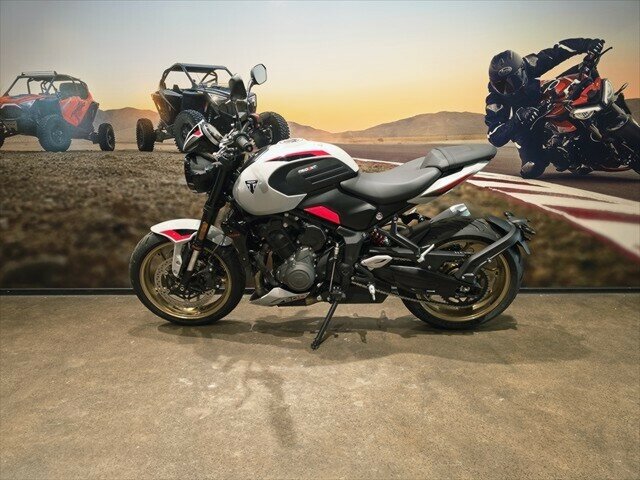 2025 TRIUMPH TRIDENT 800 SPORTS
