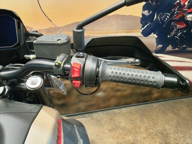 2025 MOTO GUZZI V85 TT TRAVEL DUAL SPORTS