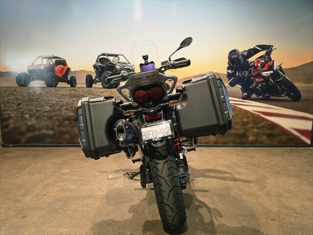 2025 MOTO GUZZI V85 TT TRAVEL DUAL SPORTS
