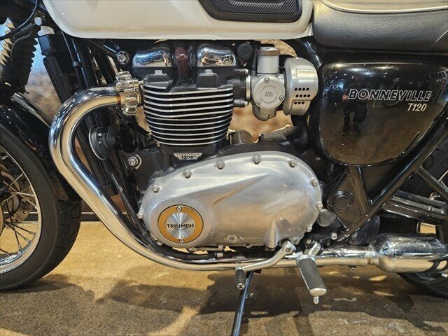 2018 TRIUMPH BONNEVILLE T120 ROAD