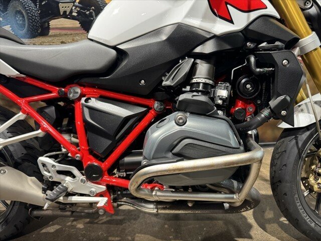 2016 BMW R1200R SPORTS