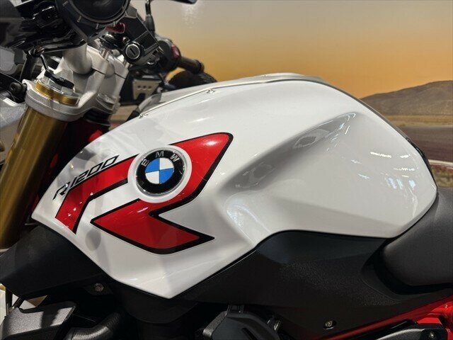 2016 BMW R1200R SPORTS