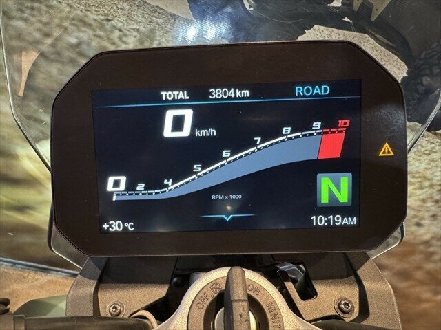 2023 BMW F 900 R ROAD