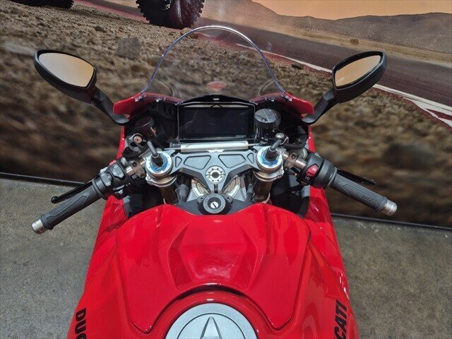 2024 DUCATI PANIGALE V4 S SPORTS