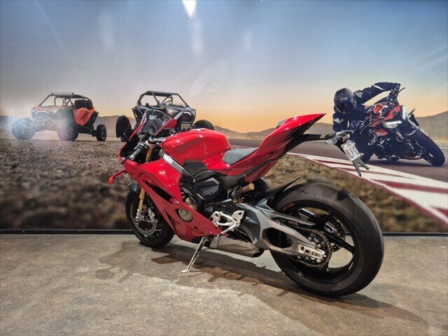 2024 DUCATI PANIGALE V4 S SPORTS