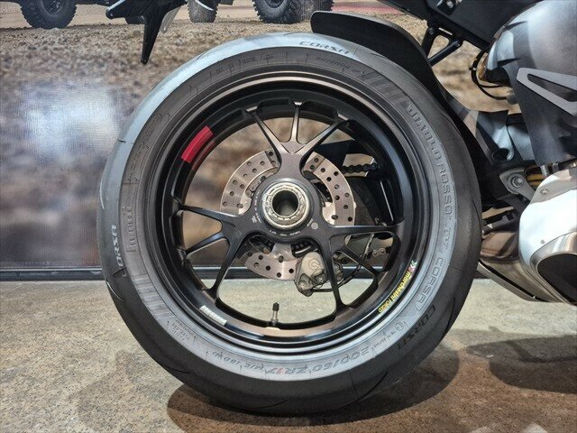 2024 DUCATI STREETFIGHTER V4 S SPORTS