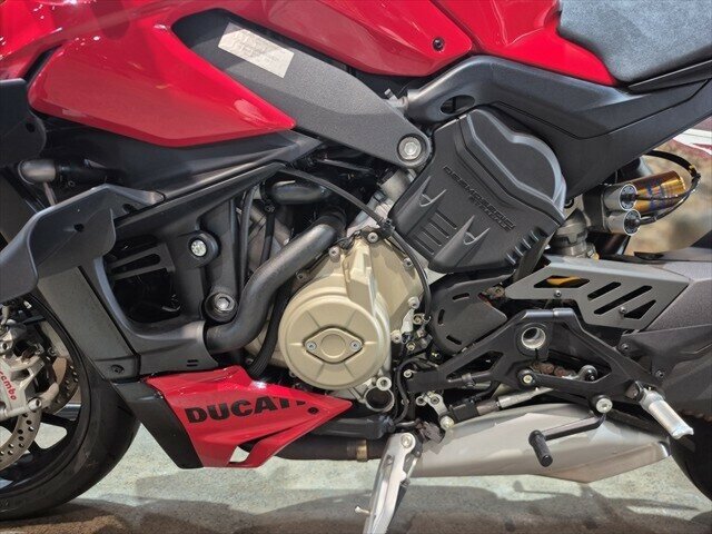 2024 DUCATI STREETFIGHTER V4 S SPORTS