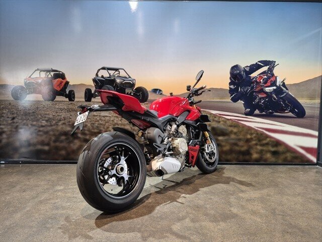 2024 DUCATI STREETFIGHTER V4 S SPORTS