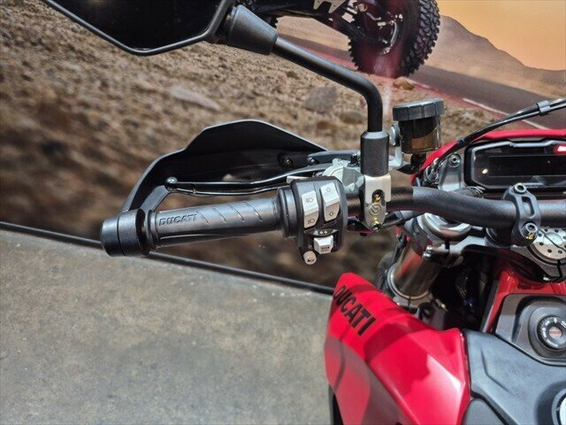 2024 DUCATI HYPERMOTARD 950 DUAL SPORTS