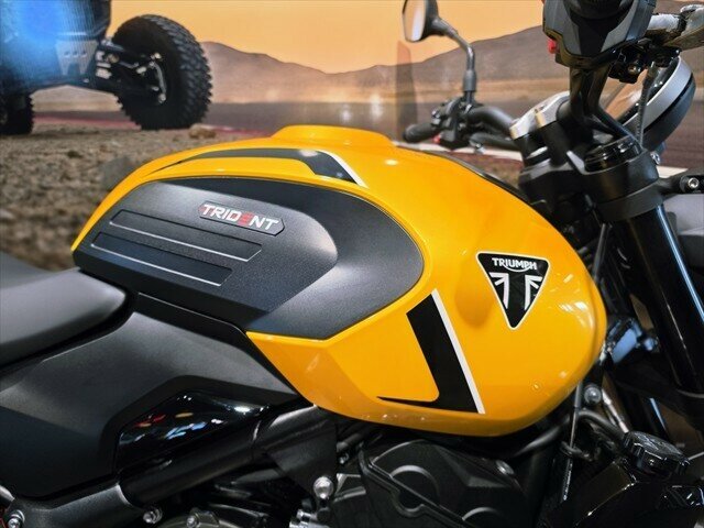2025 TRIUMPH TRIDENT 660 (LAMS) ROAD