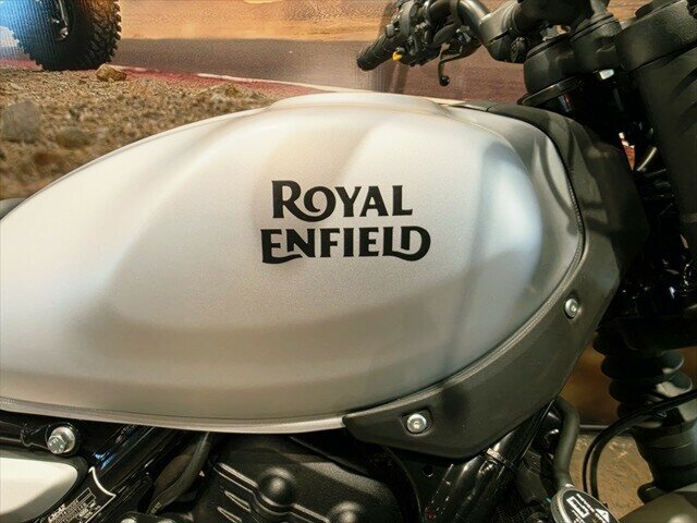 2025 ROYAL ENFIELD GUERILLA 450 ROAD