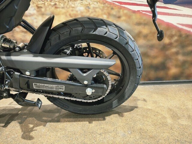 2025 ROYAL ENFIELD GUERILLA 450 ROAD