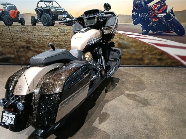 2021 INDIAN CHALLENGER LIMITED ROAD