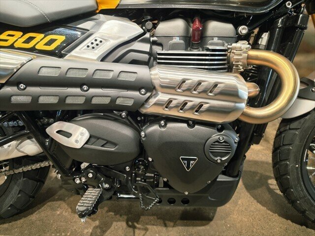 2026 TRIUMPH SCRAMBLER 900 ROAD