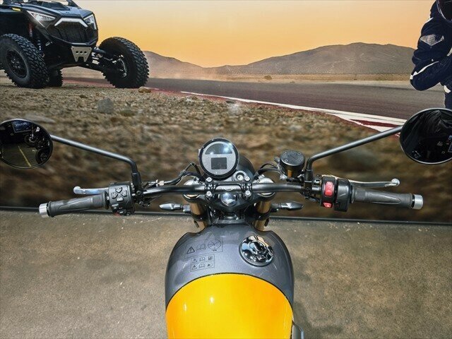 2026 TRIUMPH SCRAMBLER 900 ROAD