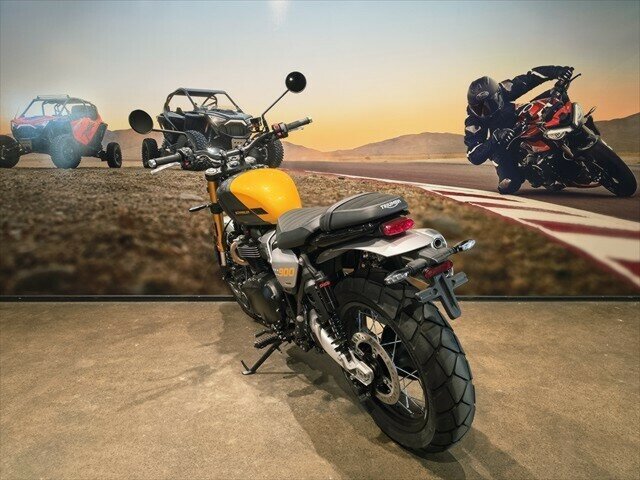 2026 TRIUMPH SCRAMBLER 900 ROAD