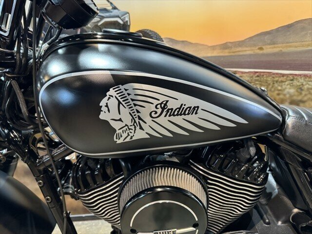 2021 INDIAN CHIEF DARK HORSE CRUISER