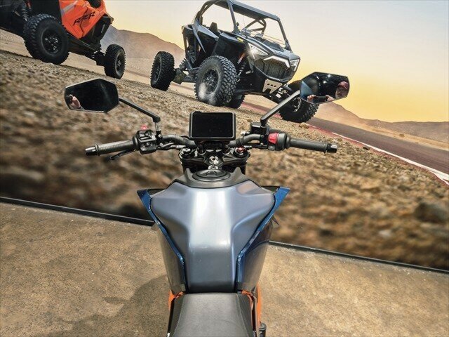 2024 KTM 390 DUKE ROAD