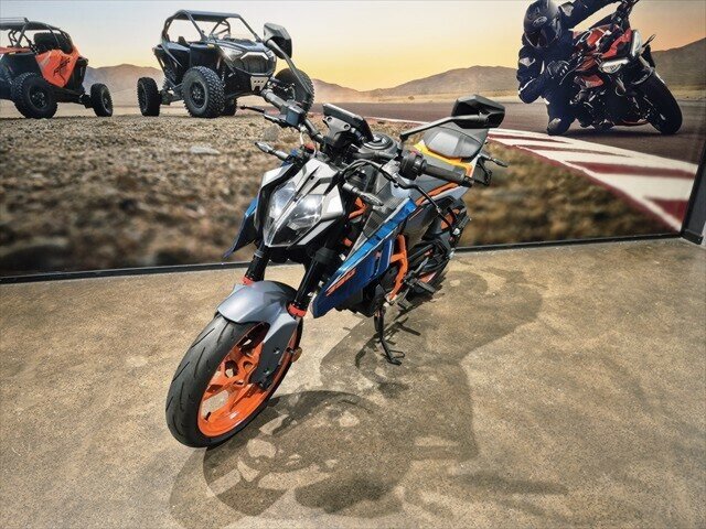 2024 KTM 390 DUKE ROAD