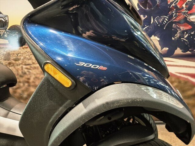 2012 PIAGGIO MP3 300 SCOOTER