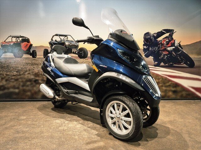 2012 PIAGGIO MP3 300 SCOOTER