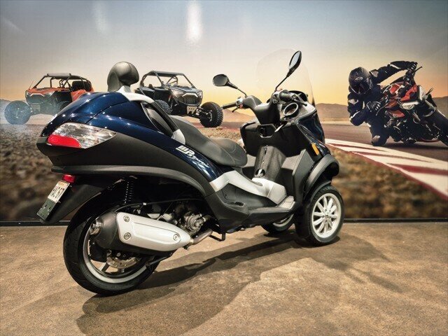 2012 PIAGGIO MP3 300 SCOOTER