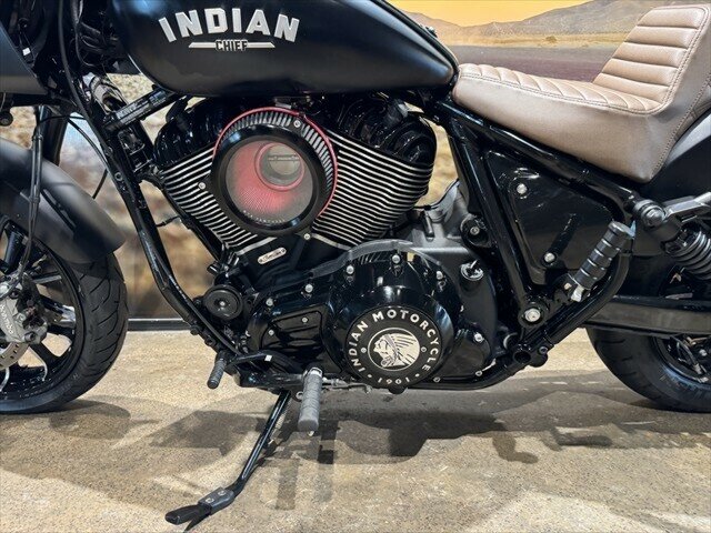 2023 INDIAN SPORT CHIEF TOURER