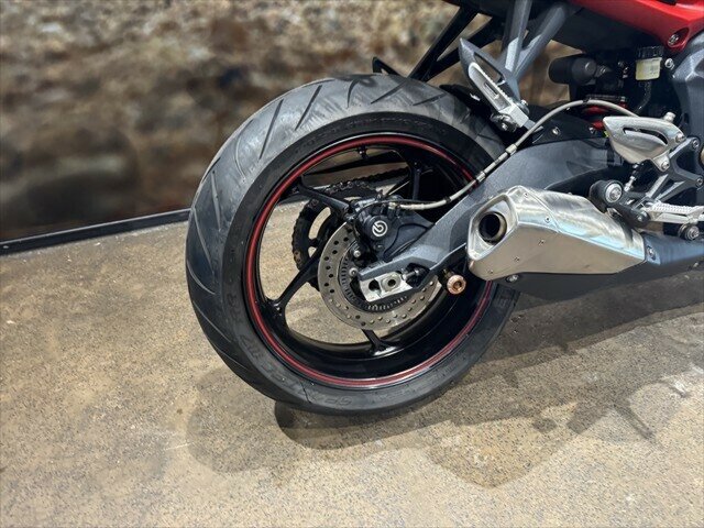 2014 TRIUMPH STREET TRIPLE R ROAD